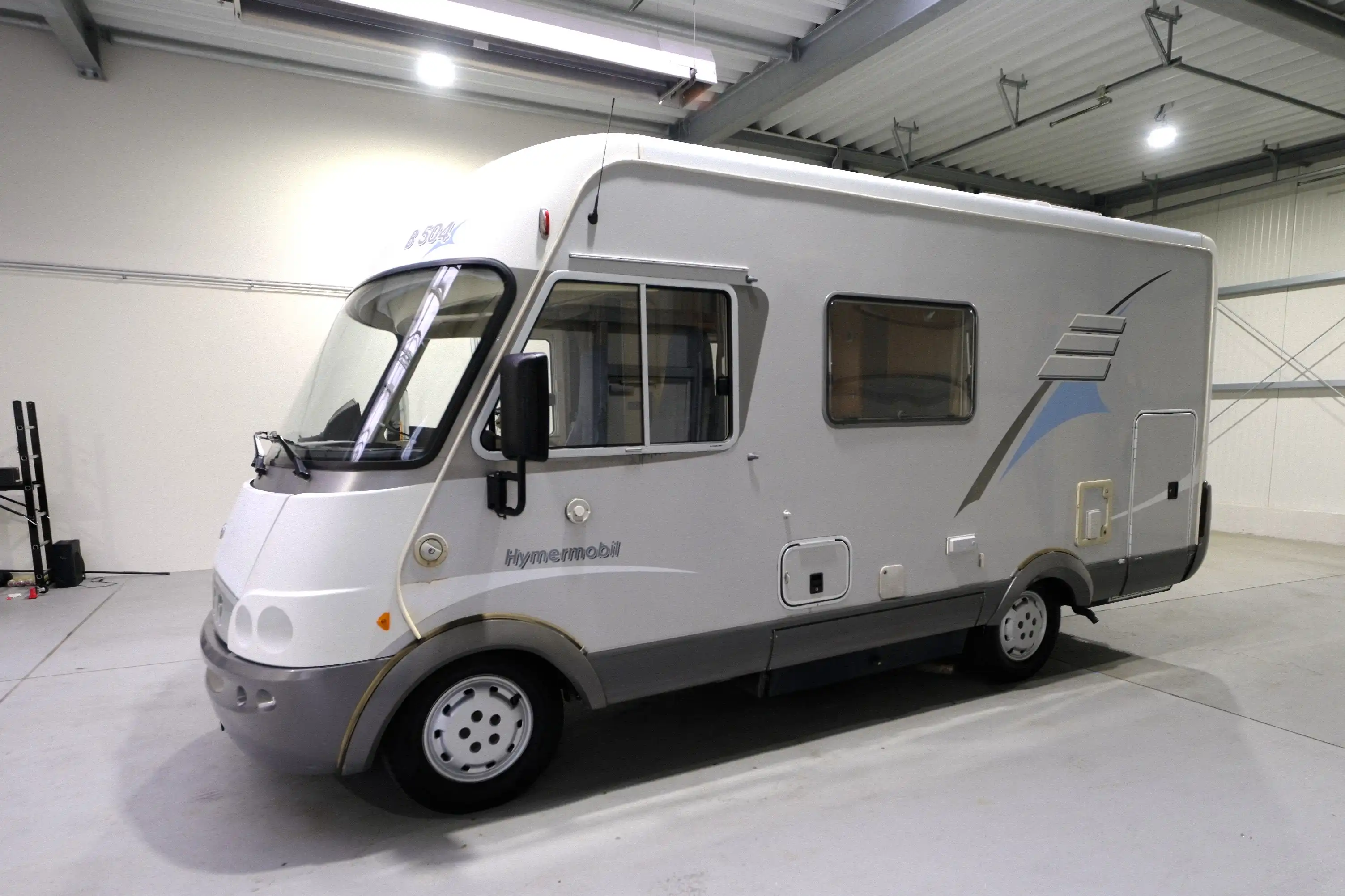 HYMER-ERIBA B 504